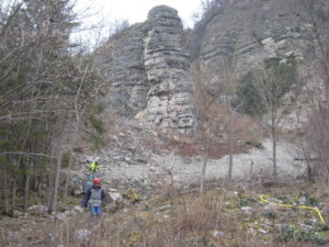Sprengung eines einsturzgefährdeten Kletterfelsens in Oberstdorf Neckar